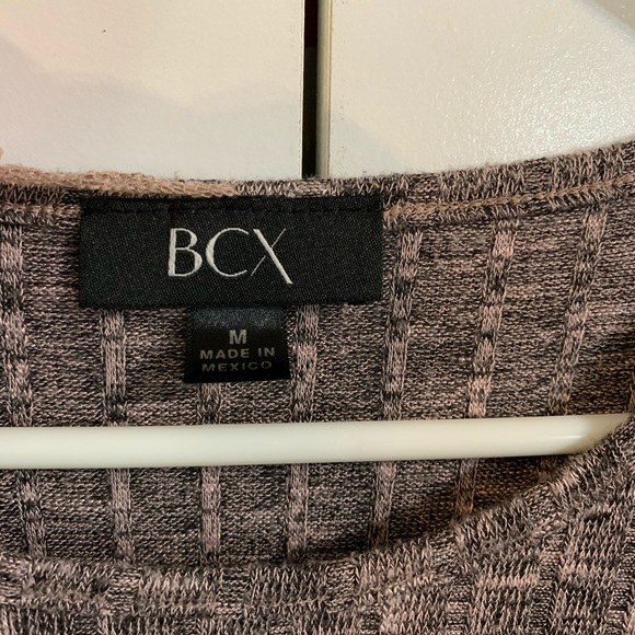 BCX layered look top size Medium - Picture 3 of 8